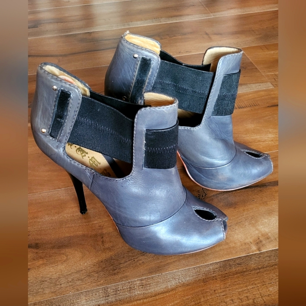 Womens Stiletto Peekaboo Toe- LAMB